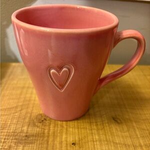 Starbucks 2006 Pink Heart Valentines Embossed 15oz. Ceramic mug